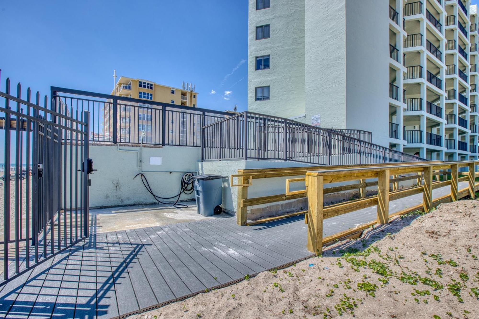 ניו סמירנה ביץ' Ocean View With A Beachfront Pool At Ocean Trillium Condo ~ 702 מראה חיצוני תמונה